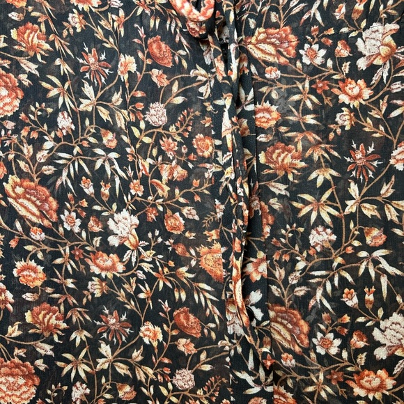 MNG Mango - Business Casual Black and Orange Floral Long Sleeve Blouse in Size L - Picture 7 of 9